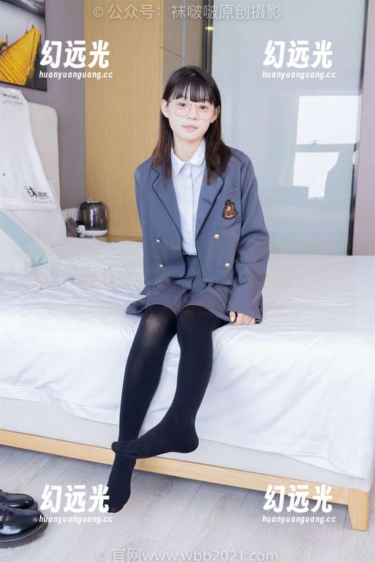 BoBoSocks袜啵啵 - 在稚予的短黑丝图集中，腿就是主角，你才是旁观者，快看这了一场腿展！