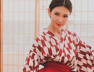 GIRLT果团网 – 龚玥菲又来用黑丝打动你的小心心，更新套图，一起欣赏吧！