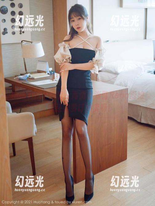 HuaYang花漾 - 高清小海臀Rena厨娘，谁还需要订外卖呀！