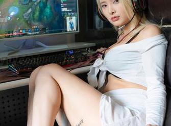 要冷静！Hyoyeon(김효연)泳衣又上新，图库热乎乎的最新消息！
