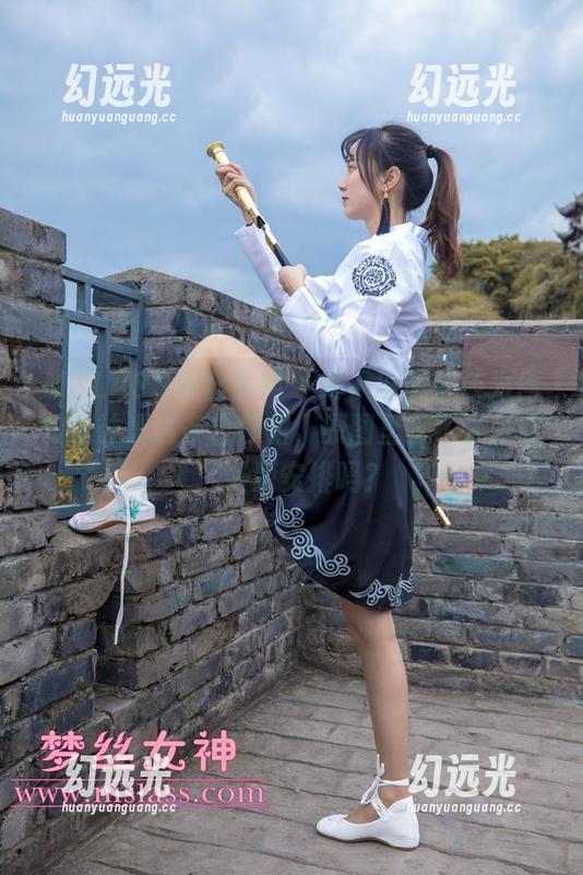 MSLASS梦丝女神 - 终于理解莎莎为何如此钟爱这条白纱裙，原图里藏了许多哦，资源安排吗？