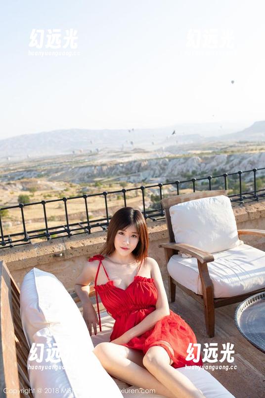 MiStar魅妍社-Abby李雅 MiStar魅妍社 - 精选Abby李雅的裸足:是不是该泡个脚,麻烦瓜伦点个赞啊?
