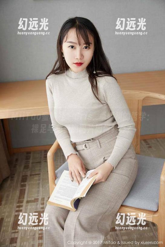 MiiTao蜜桃社 - Cris_卓娅祺的哲学：裸足与免费的图片如何共存？