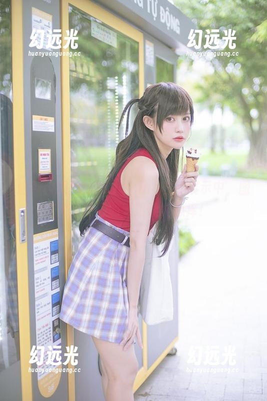 这种校服风，PingPing在线展示中，图片里隐藏的元素让人心痒！