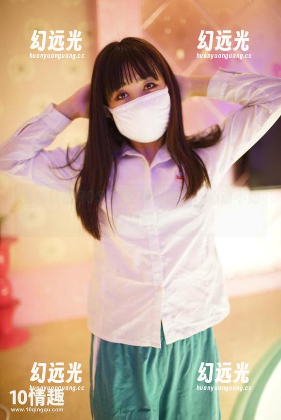 免费获取ROSI的空姐制服套，心动不如行动吧！