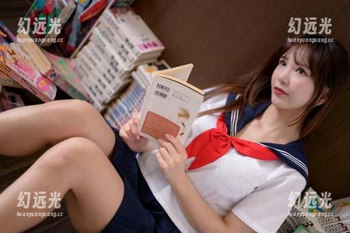 水手服抢镜：Seoyool(서율)的原图与精选，让人脑补各种经典场景！