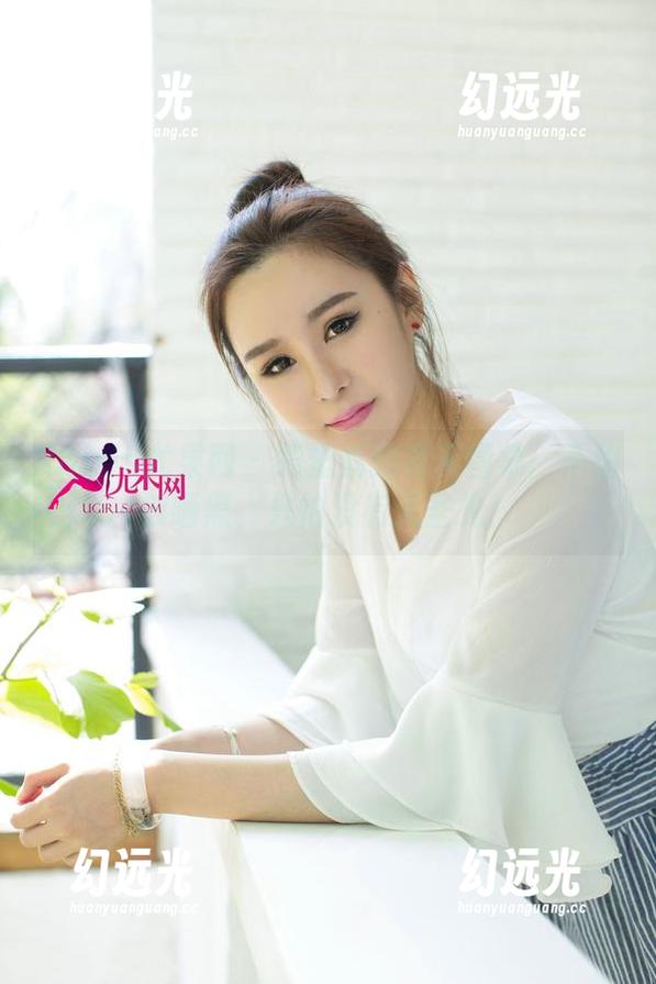 UGirls尤果网 - 绮里嘉的夏天图集：不怕被晒黑，只怕没有无圣光！