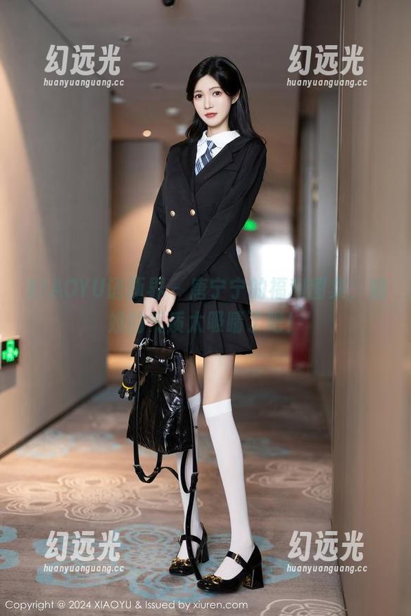 XIAOYU语画界 - 唐宁宁的福利图集，姐姐的气质太吸睛了吧！
