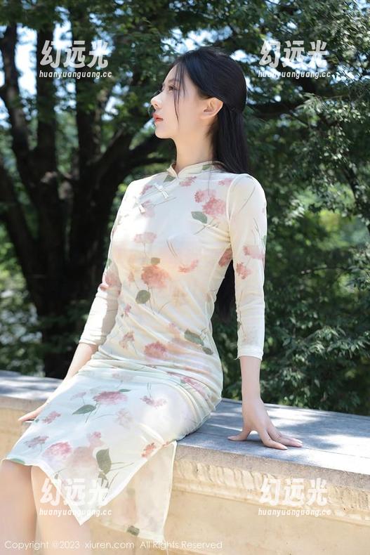 Xiuren秀人网 - 虽然无圣光，但妹妹果然散发着徐莉芝Botty特有的气质！
