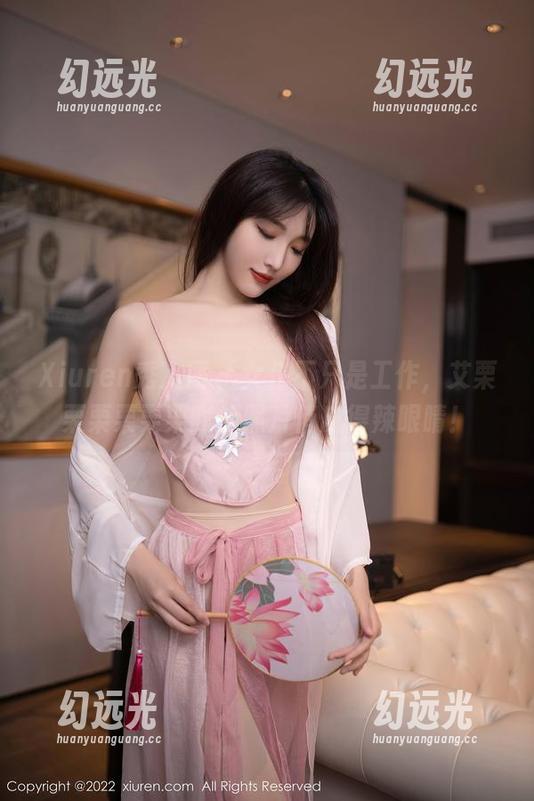 Xiuren秀人网 - 女仆不只是工作，艾栗栗栗栗栗栗吖的照片俏皮得辣眼睛！