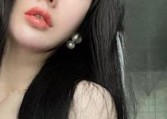 微密圈 – 不爱笑的赛琳带来的‘学姐’作品，下载注意不要扭腰哦！