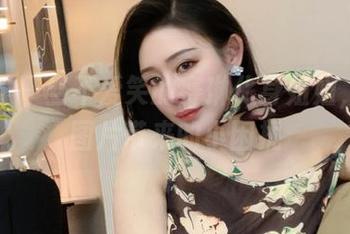 微密圈 – 当不爱笑的赛琳化身姐姐，私房图片带来的小困扰