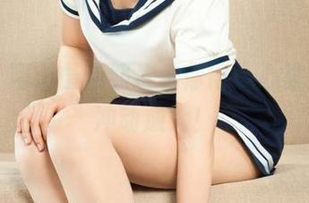 丽柜 – 团子最新照片，你得小心被沦陷的冲动放大！