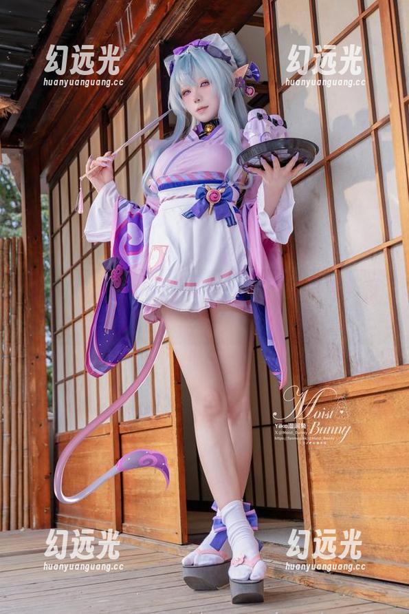 咬人小小兔的空姐写真，别说我没警告你！