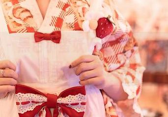 嗲囡囡 – 黑色小蛮妖Yummy，新作写真集里的奇幻视角