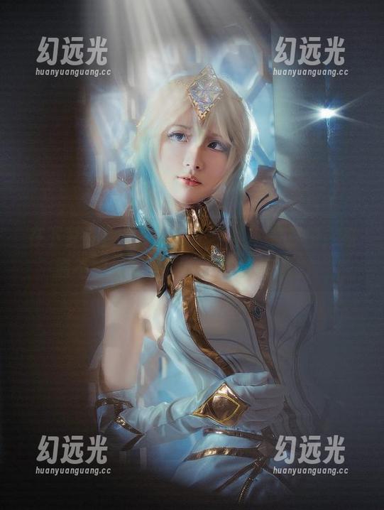 在下萝莉控ii，这魔王学姐本的套图，难道不怕被众生膜拜吗？真有魄力！