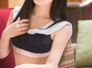 头条女神 – 更新！小晴子的修女套图，如同捡到的一个不小心开启的奇异盒子。