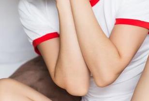 头条女神 – 易阳在这里——在线晒图片，逝水流年不再是空话！