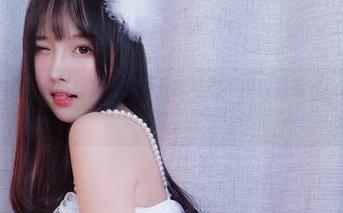 原图太真实，小小奶瓶儿的白开水毛衣不仅仅是毛衣，还是态度啊。