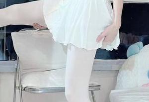 微密圈 – 小萌子与黑色性感的完美结合，无圣光也许更合我胃口。