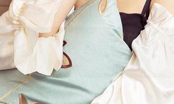 尤果网 – 糟了，又想去宫艺的教室，福利图包太让人心痒。