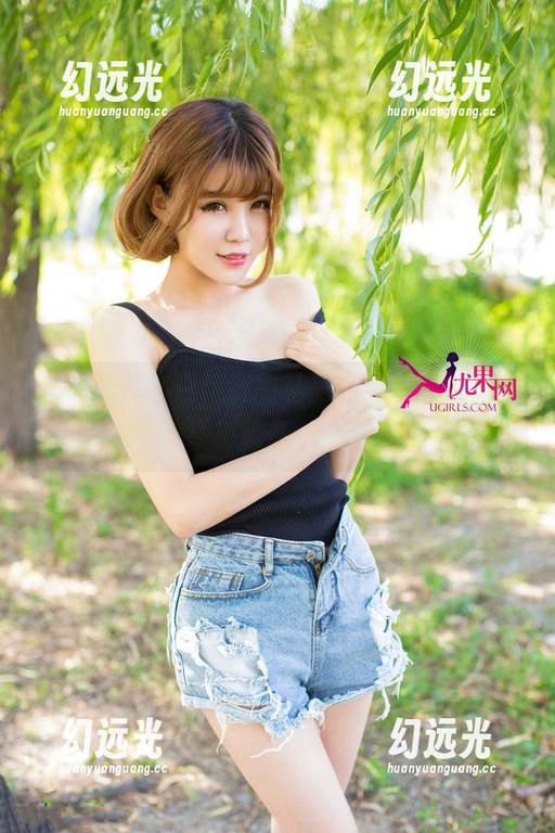 尤果网-白熙萌 尤果网 - 在白熙萌的私房美图中,棉袜成了绅士的终极装备,果然有内涵!