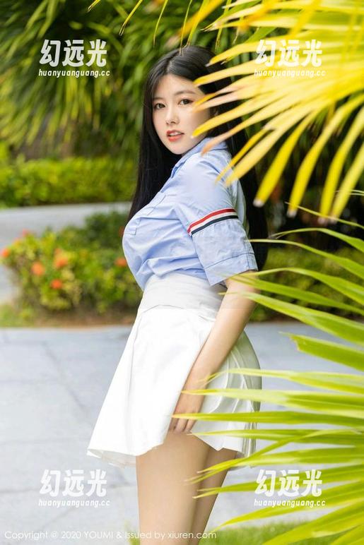 尤蜜荟 - 等着你去网盘开箱，周思乔Betty的海边写真真让人捧腹！
