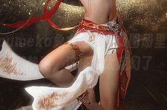 幼爱youmeko兔女郎，cos图册里的兔子和梦游，这搭配太魔幻了