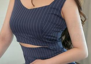 推女神 – 在朱赢Molly的写真合集里，剧情似乎总能给你一点随机的惊奇。