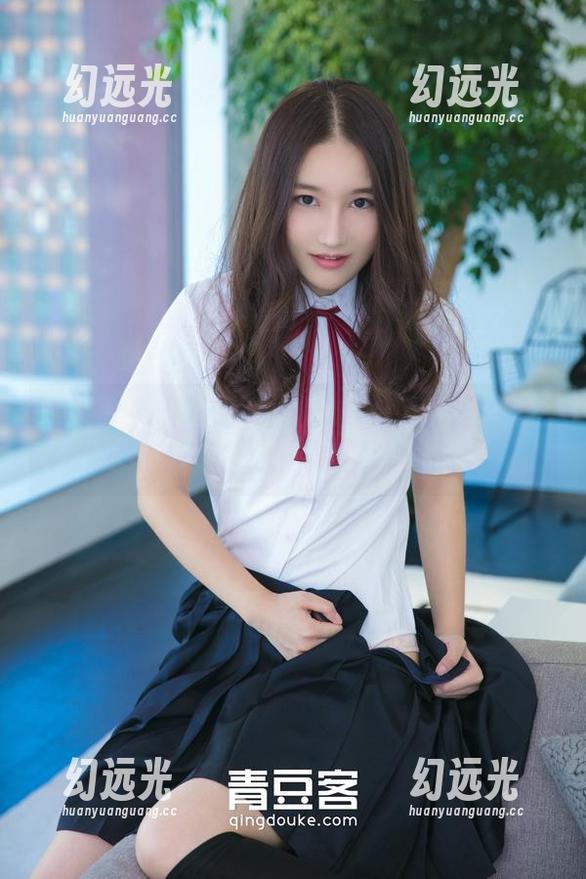 推女神 - 咱们谭晓彤的妹妹，满屏都是无圣光的迷人图片。