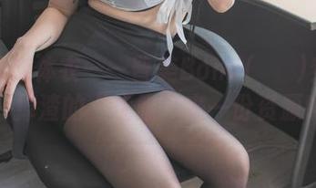 最新款连体衣——普美Bomi(보미)穿着它后，掉渣的“优雅”来一份资源吗？