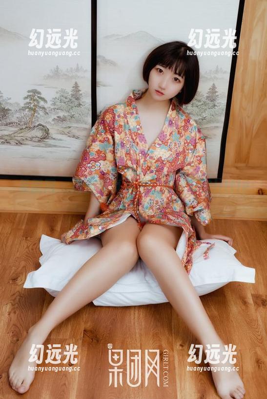 果团网 - 高清写真集里，红裙下的little贝壳喵妩媚如斯
