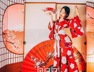 果团网 – 白裙时光机：蜜桃Q妹儿在无圣光的慢慢归来