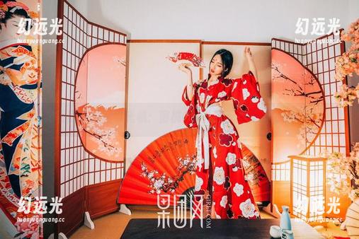 果团网 - 白裙时光机：蜜桃Q妹儿在无圣光的慢慢归来