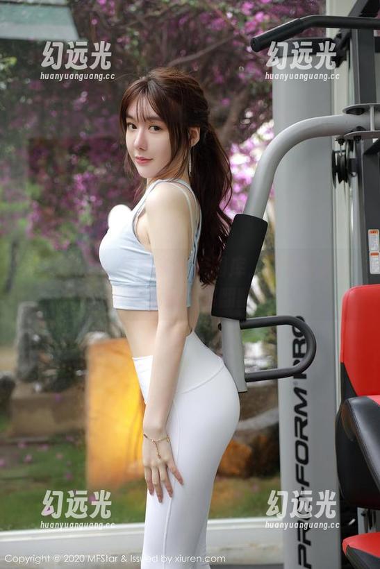 模范学院 - 梦梵拿出美图库，我们礼服资源要不要一起翻翻？