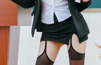 好吧，我服了，清水由乃的水下图片就是让人想多看几眼！