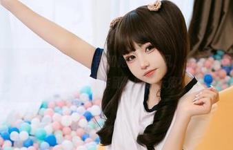最新图册登场，爆机少女喵小吉和她的修女风，乍看很“规矩”，其实是个“恶作剧”的小天使！