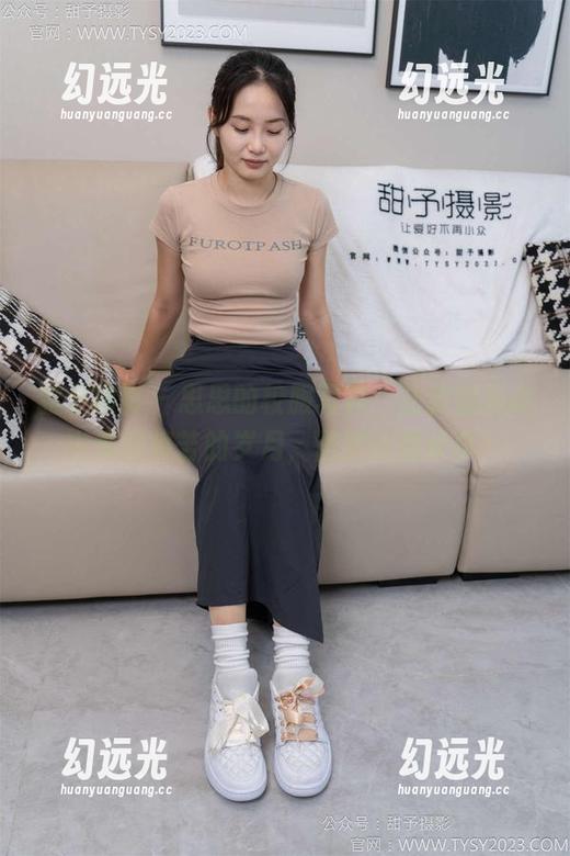 甜予摄影 - 思思的校服写真，让我想起高中那段痛苦的岁月，居然还想分享？