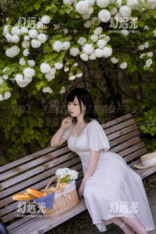 别闹了，皮皮奶可可爱了啦的僵尸少女美图更新又让人想瞎想了。