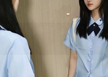 秀人网 – 冷月yuer眼镜下载：随时随地都能配得上一杯奶茶！