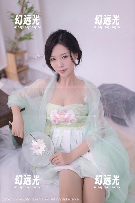 秀人网 - 图集里的姚若兮vay：每个女孩都能拥有一瞬，下载就完事啦！