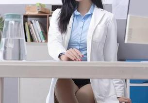 秀人网 – 修女的照片看得我心里一阵小蠕动，田兮白真会玩！