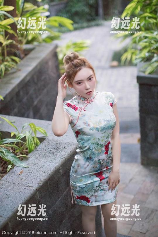 秀人网 - 蛋蛋宝风格！灰丝搭配，高清图册不靠耳！
