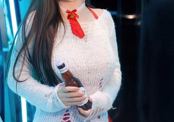 秀人网 – 体操服里的雅茹老师，见证我对运动的“热爱”…