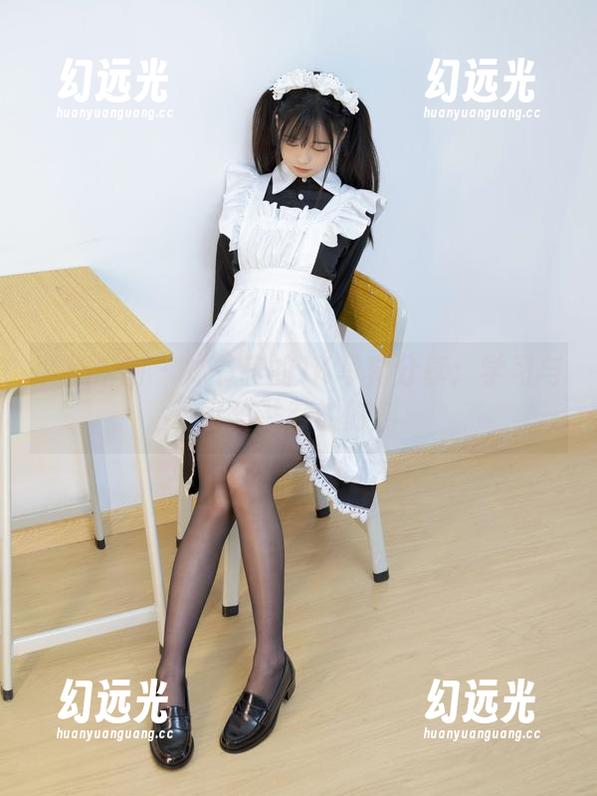 紧急企划-林书辞 紧急企划 - 林书辞的JK写真分享:学习与可爱并存的时刻