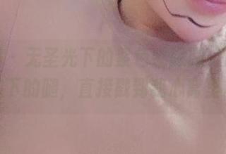 微密圈 – 无圣光下的紫色哒豚豚，原图状态下的腿，直接戳到我心窝里。