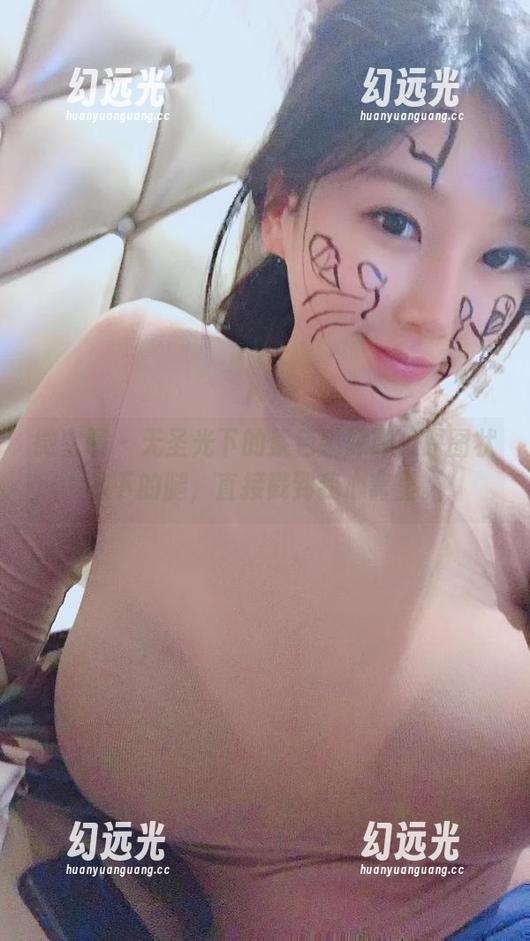 微密圈 – 无圣光下的紫色哒豚豚，原图状态下的腿，直接戳到我心窝里。