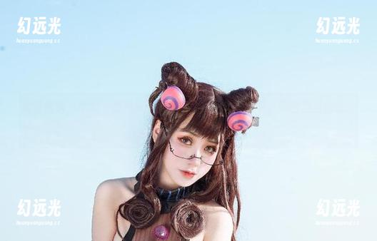 难以置信，芊川一笑MNK的赛博风美图这么好看，图包里里的每一张都想打印出来！
