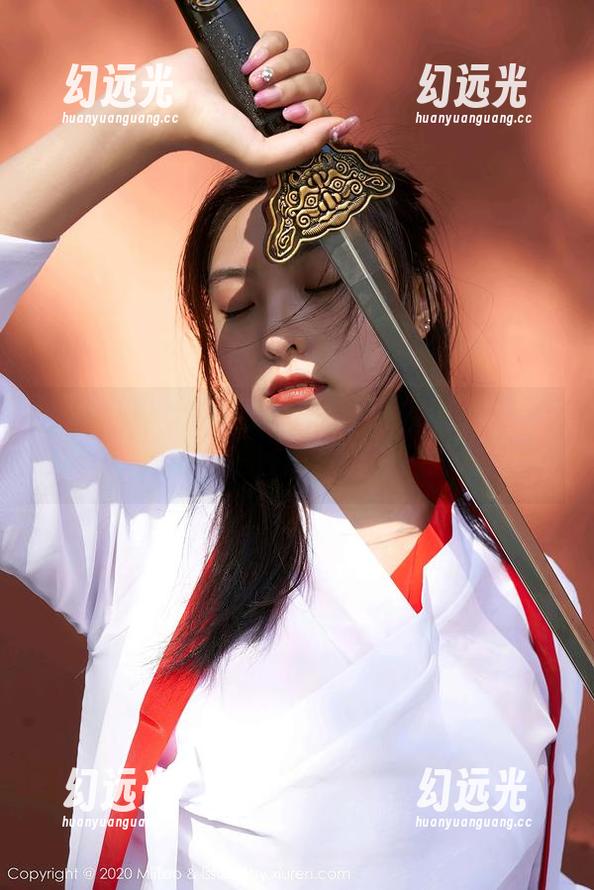 蜜桃社 - 不一样的Cris_卓娅祺：修女图包分享，给你一种新“信仰”的方式！