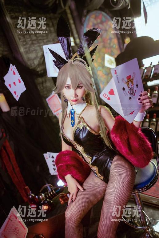 阮邑Fairy的真爱版，异类美图宛若旁枝花开